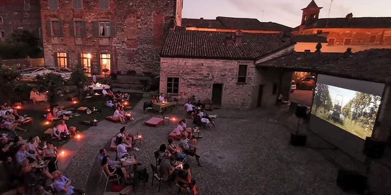 Cinema all'aperto nella cantina del Monferrato Cinque Quinti